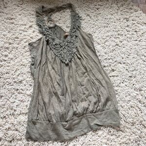 Elegant Gray green bohemian Sleeveless Blouse with Lace Accents. elegance with t